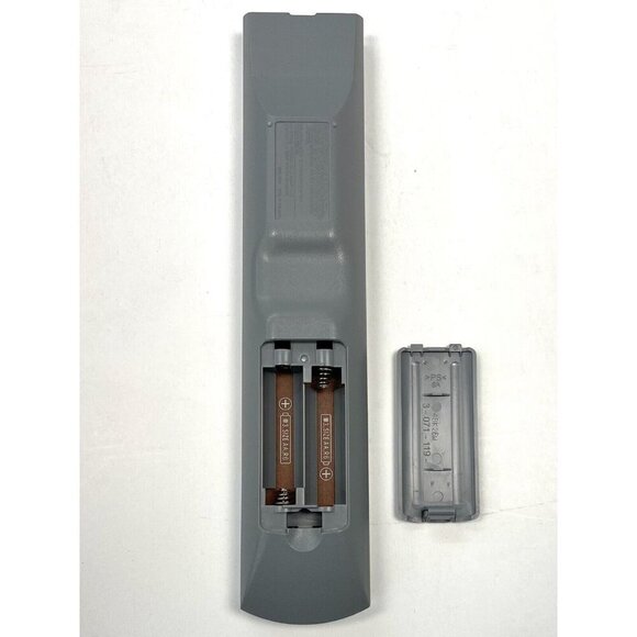 Genuine SONY Gray Replacement DVD REMOTE CONTROL RMT-D205A Tested WORKS EUC - Picture 2 of 2